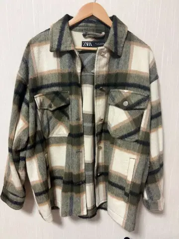 ZARA 체크 무늬 자켓 L 사이즈