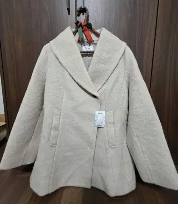 la.f - 울 혼방 베이지 더블 브레스트 코트