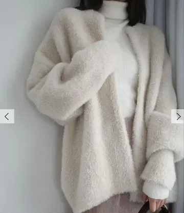 러그나문 터틀 니트 화이트 미사용 새상품 아이보리