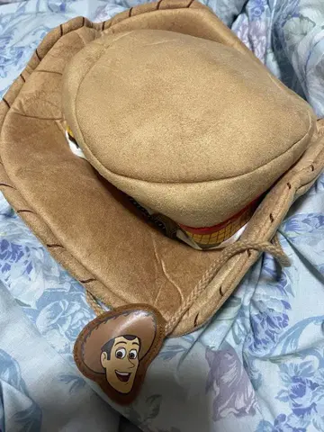 디즈니 우디 모자