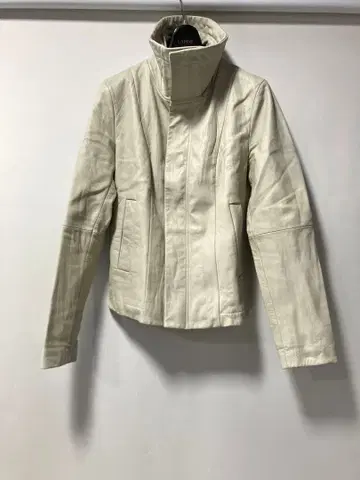 뷰티앤유스 아이보리 가죽 스탠드 카라 자켓 S