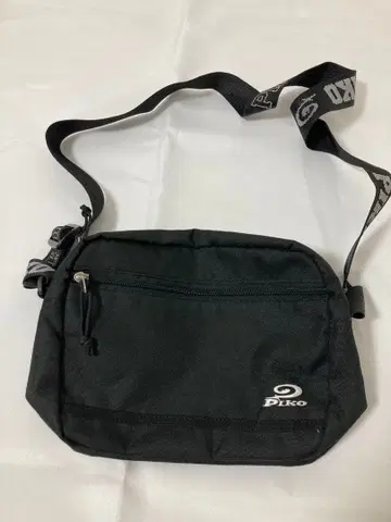 PIKO 숄더백