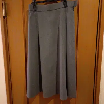 쿠미쿄쿠 그레이 플레어 스커트 무릎 기장 3 L