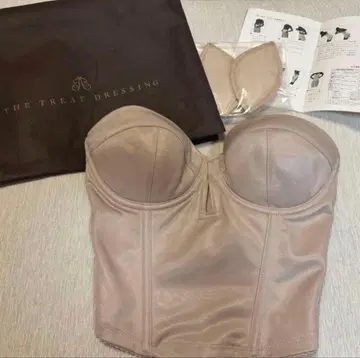 [ 새상품급 ] THE TREAT DRESSING 숏 뷔스티에 D65