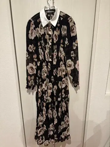 폴리에스터 시폰 보타이 원피스 우치다 유키 착용