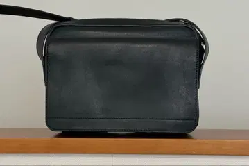 컨디션 최상 츠치야 가방 비클 스몰 플랩 숄더 다크 인디고