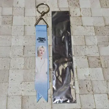 SEVENTEEN 야바톤 본핀 키링 준