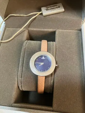 비비안 손목시계