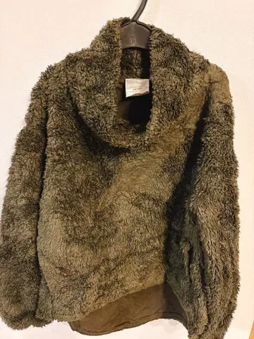 올리브 그린 플리스 자켓 우먼