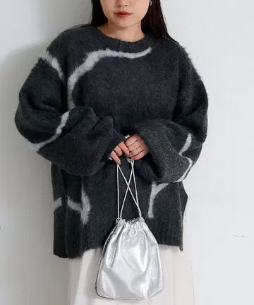 차오패닉 티피 뉘앙스 패턴 샤기 니트 차콜 그레이