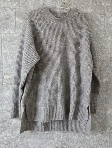 그레이 야크 카멜 혼방 튜닉 긴팔 니트