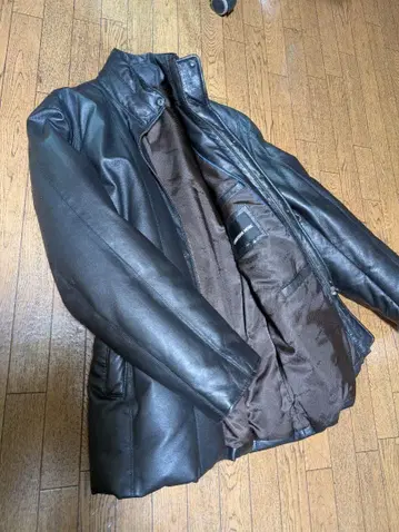 새상품급 크리스천 모드 고급 램스킨 다운 코트 안감도 고급스러움 UP