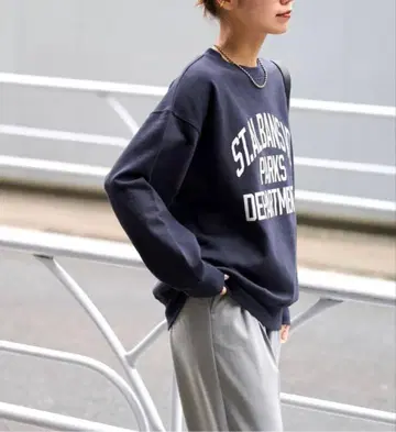 ST.ALBANS 로고 맨투맨