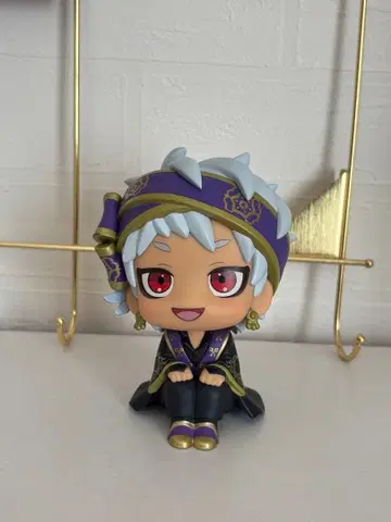 트위스테 칼림 알아짐 피규어 룩업