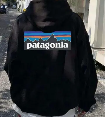새상품 파타고니아 블랙 후드티 후드 부착 XL
