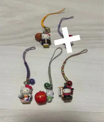 헬로키티 스트랩 4개