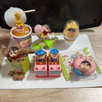 짱구는 못말려 피규어 세트