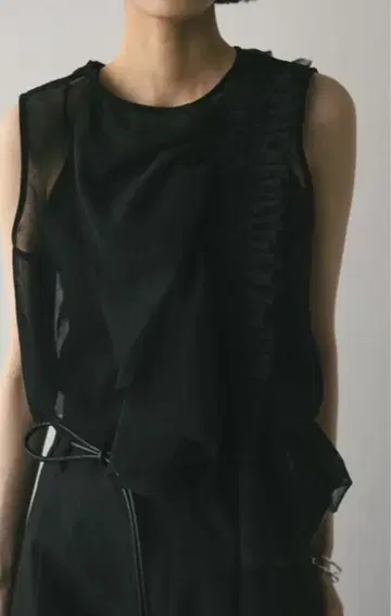 [ STYLEMIXER ] 튤 셔링 탑