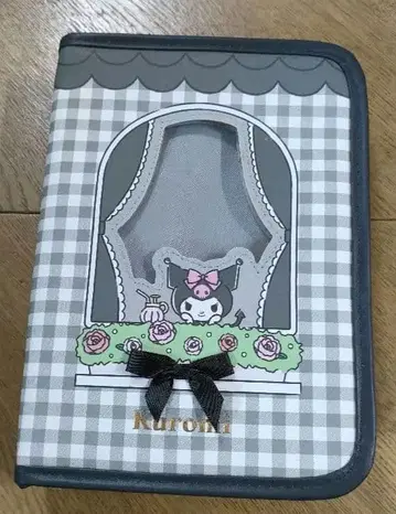 산리오 쿠로미 엔조이 아이돌 시리즈 수첩형 아크릴 스탠드 케이스