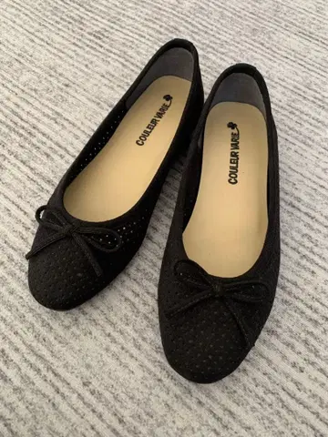 새상품급 크롤 발리에 플랫슈즈 22.5