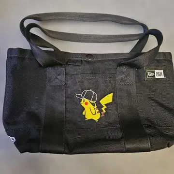 뉴에라 피카츄 콜라보 토트백