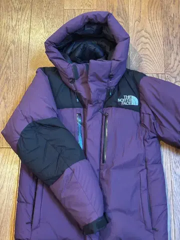 THE NORTH FACE 보라색 다운 자켓, 발트로 라이트 자켓