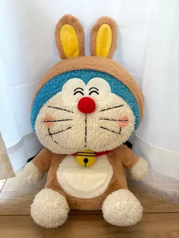 도라에몽 봉제 인형 토끼 귀 포함