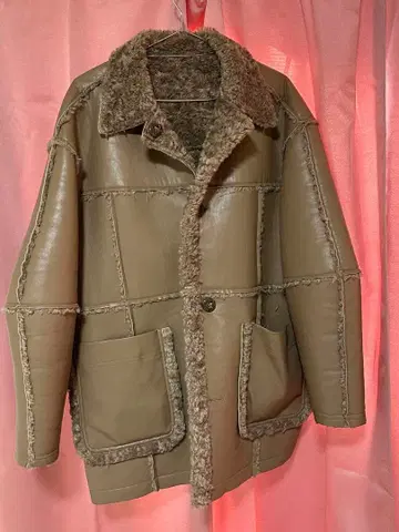 MAISON SPECIAL/리버서블 비건 무스탕 코트