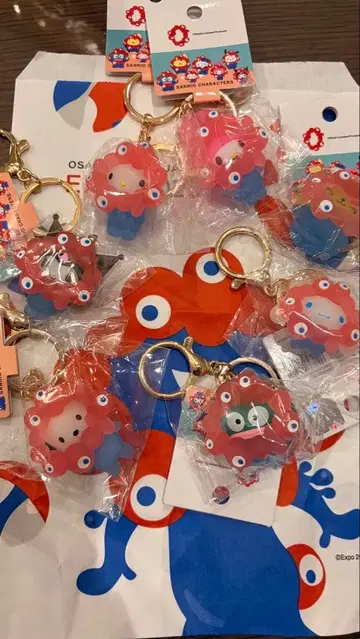 산리오 미야쿠미야쿠 클리어 입체 변신 키링 7종 컴플리트 세트