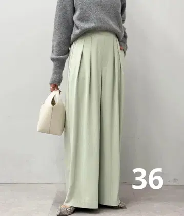 새상품급 리브 드와 턱 와이드 팬츠 사이즈: 36 민트