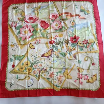 Salvatore Ferragamo 꽃무늬 실크 스카프