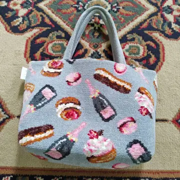 디저트 자수 토트백