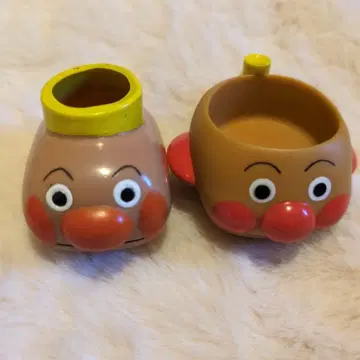 호빵맨 완구 2개 세트 (1개는 1997년 제조)