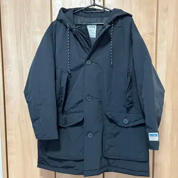 JAVA 후드 부착 블랙 점퍼 M 사이즈