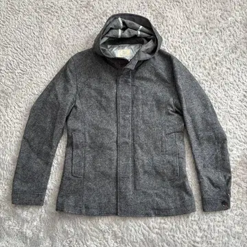 남성용 후드 부착 자켓, 이너 탈부착 가능합니다.