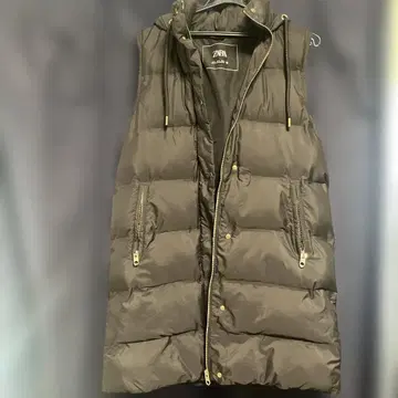 ZABA 블랙 다운 베스트 후드 부착 S 사이즈