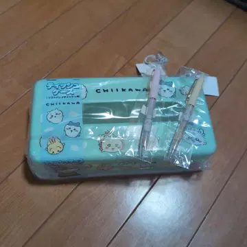 치이카와 (먼작귀) 티슈 케이스 & 볼펜 2개 세트