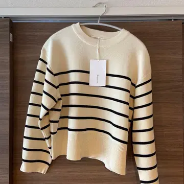 CLASSICAL ELF 아이보리/블랙 보더 스웨터