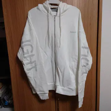 SEVENTEEN ZIP-UP HOODIE