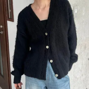 CAPRICIEUX LE MAGE 뉘앙스 버튼 레이어드 스타일 가디건