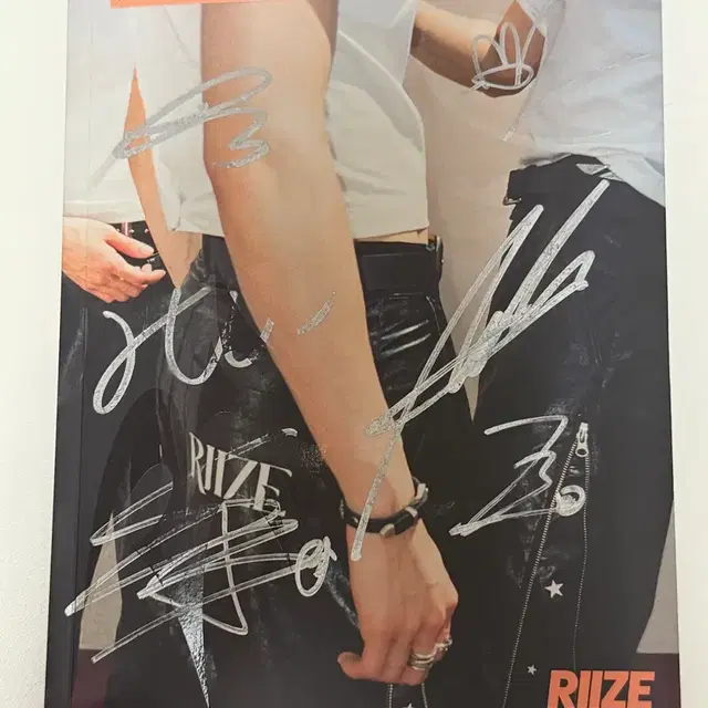 라이즈 싸인앨범