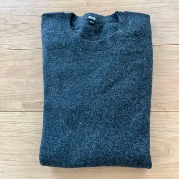 UNIQLO 유니클로 차콜 그레이 캐시미어 100% 니트 L 사이즈