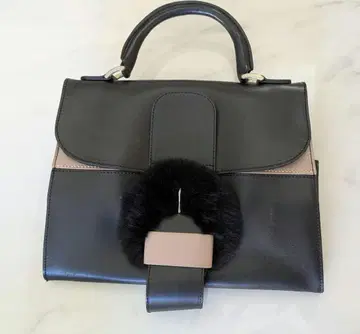 DES PRES 블랙 가죽 핸드백