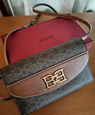 새상품급 정품 발리 멀티 폰 월렛백 스몰 숄더백