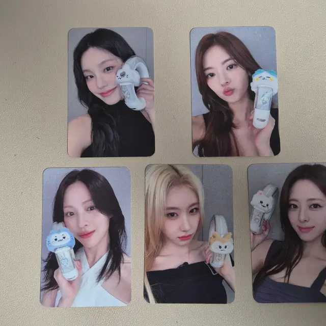 있지 응원봉 포토카드 특전 포카