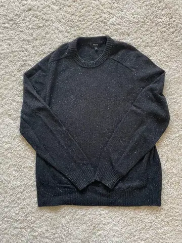 Theory 다크 그레이 크루넥 스웨터 M