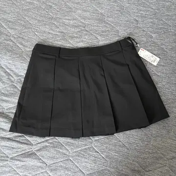 UNIQLO 플리츠 스코트