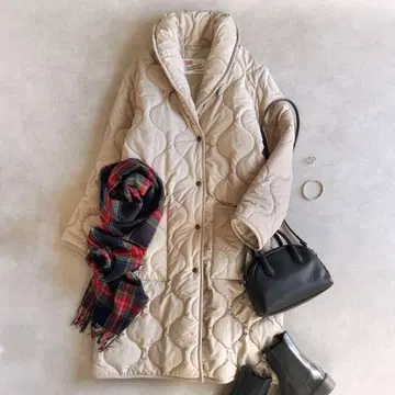 새상품급 트래디셔널 웨더웨어//퀼팅 롱 코트 그레이지