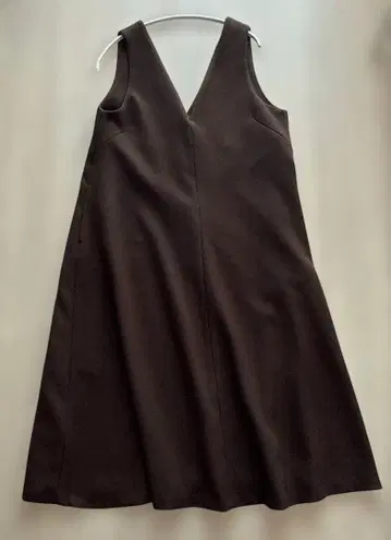 어반 리서치 V넥 브라운 원피스 마터니티에도