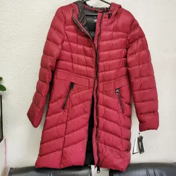 빨간색 M 사이즈 다운 자켓